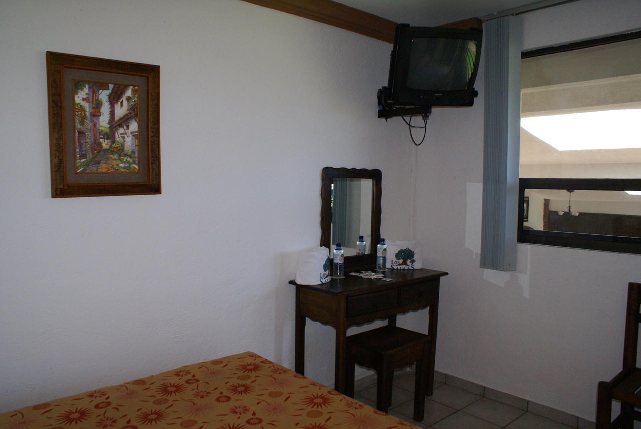 Hotel Los Sauces Villa Del Carbon Habitación foto